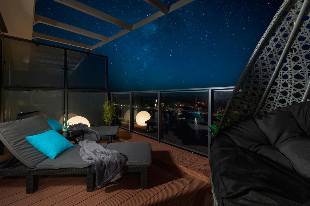 Lighthouse Luxury Penthouse - Jantar Apartamenty Mrzezyno Luaran gambar